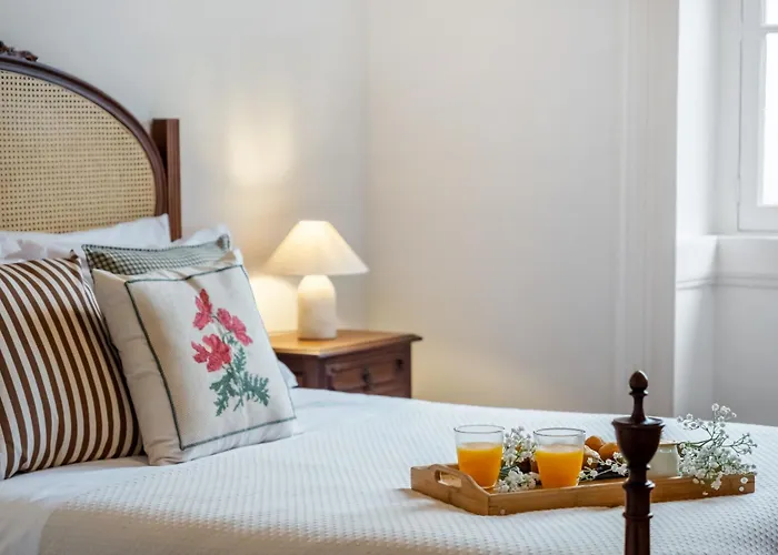 Rosa Mare By Homie Seixal (Madeira)