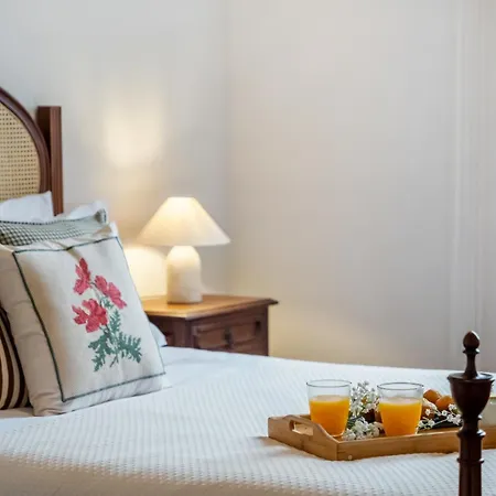 Rosa Mare By Homie Seixal (Madeira)