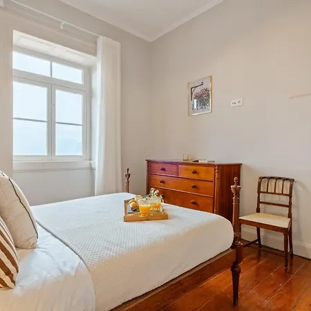 Rosa Mare By Homie Willa Seixal (Madeira)