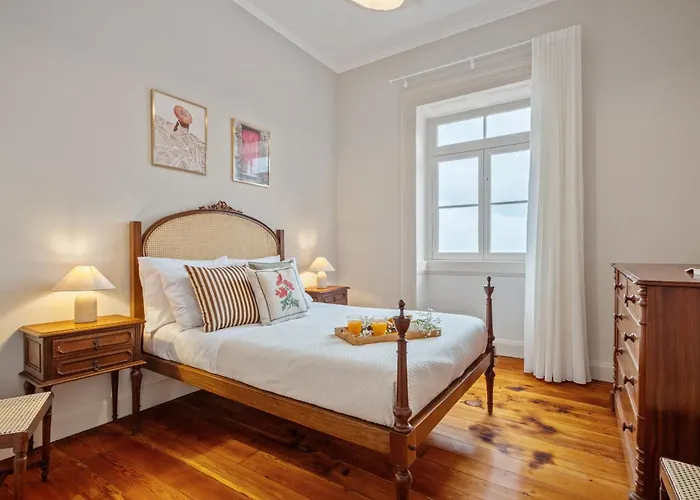 Rosa Mare By Homie Сейшал